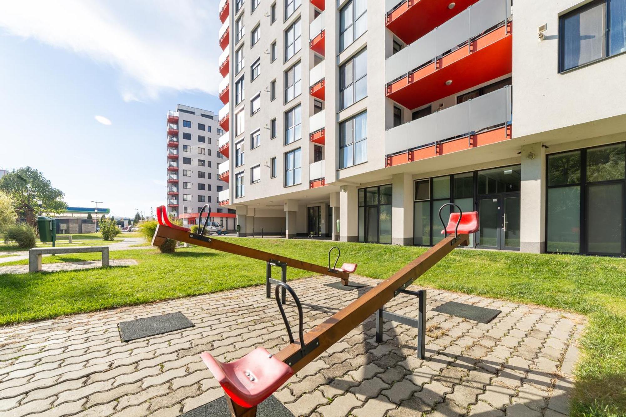 Ari Blue Apartment Ared In Kaufland Complex Arad Zewnętrze zdjęcie